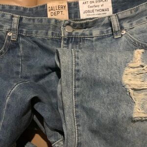 Gallery jeans